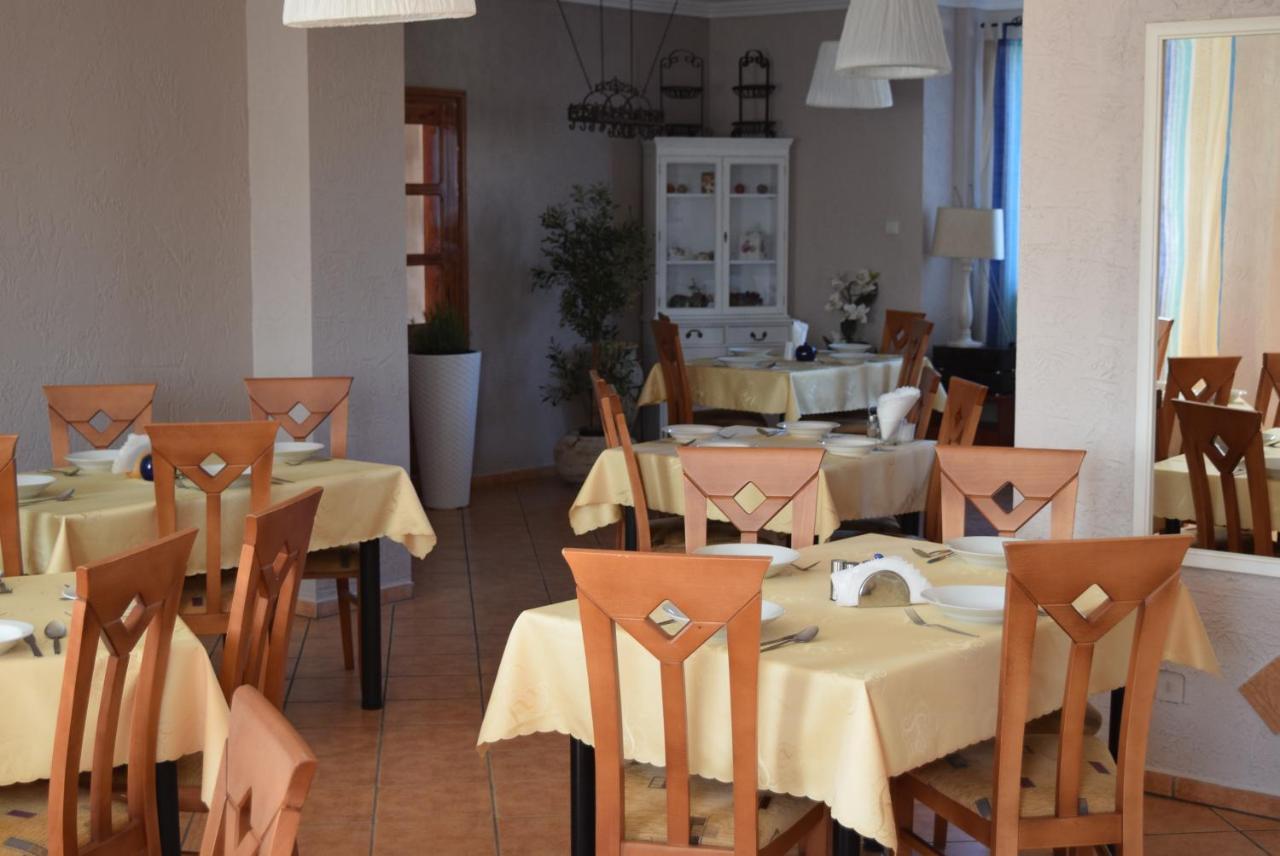 Kalmar Bed and Breakfast Darlowko Buitenkant foto