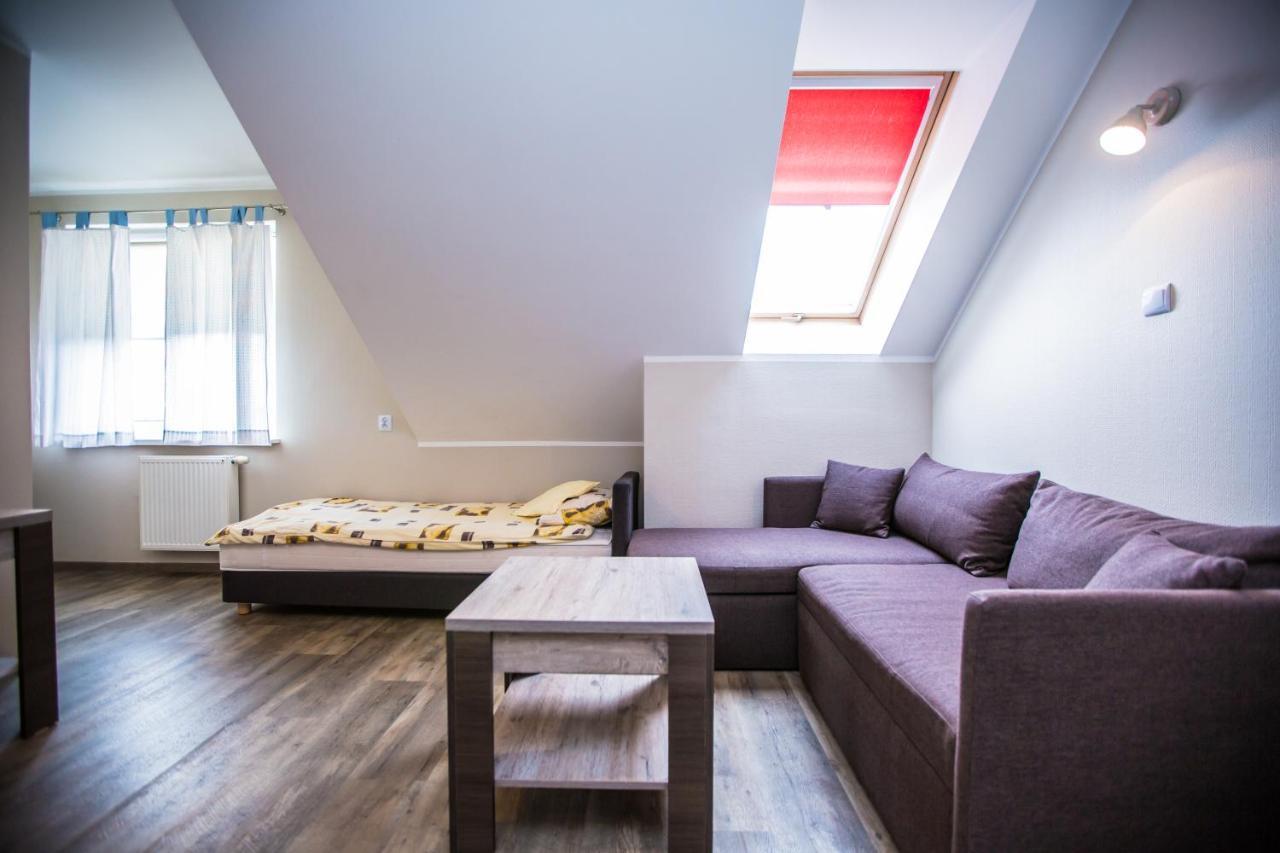 Kalmar Bed and Breakfast Darlowko Buitenkant foto