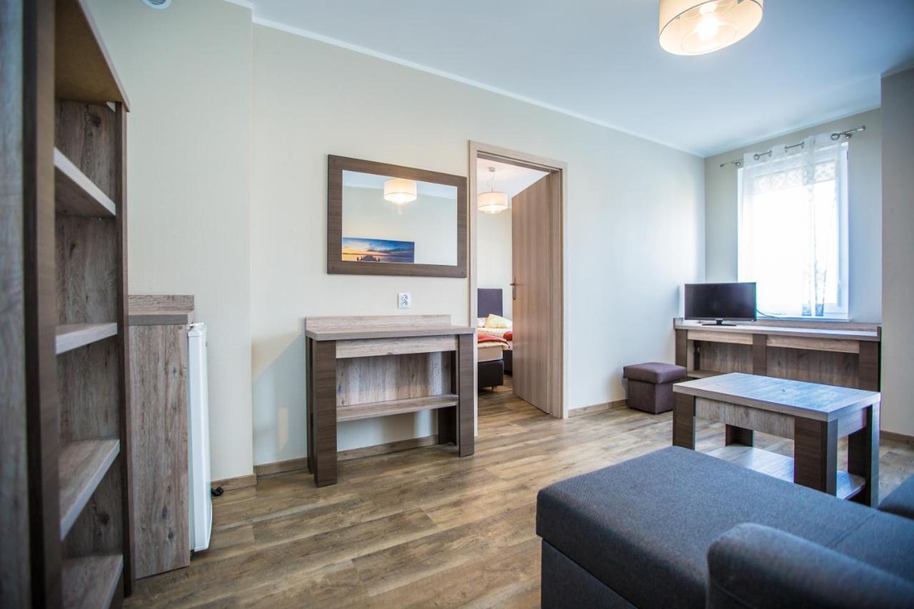 Kalmar Bed and Breakfast Darlowko Buitenkant foto
