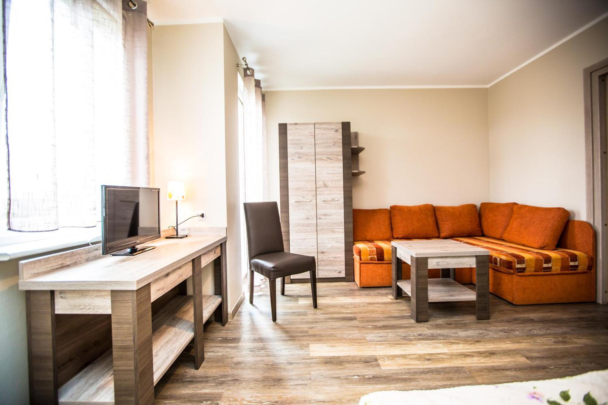 Kalmar Bed and Breakfast Darlowko Buitenkant foto