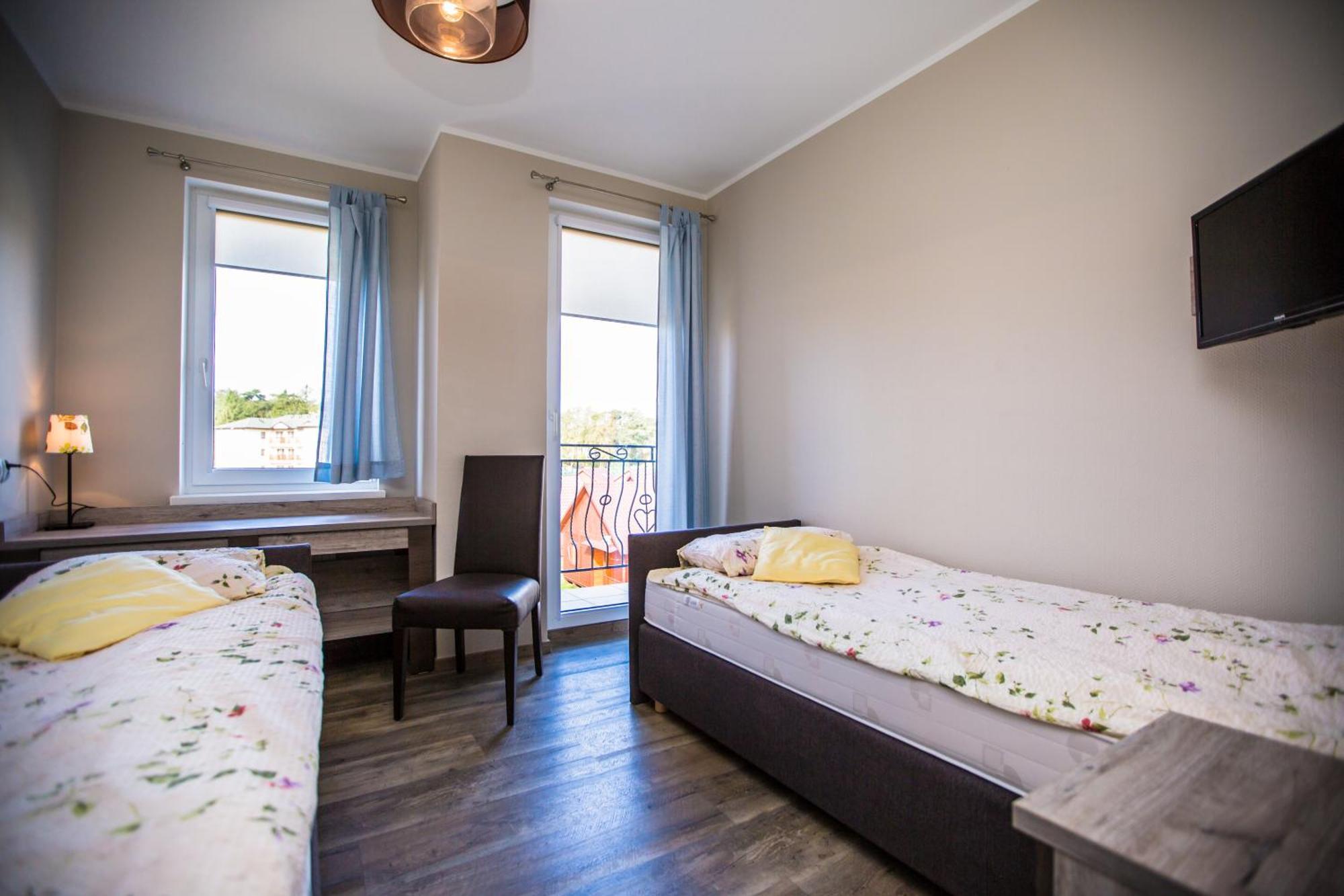 Kalmar Bed and Breakfast Darlowko Buitenkant foto