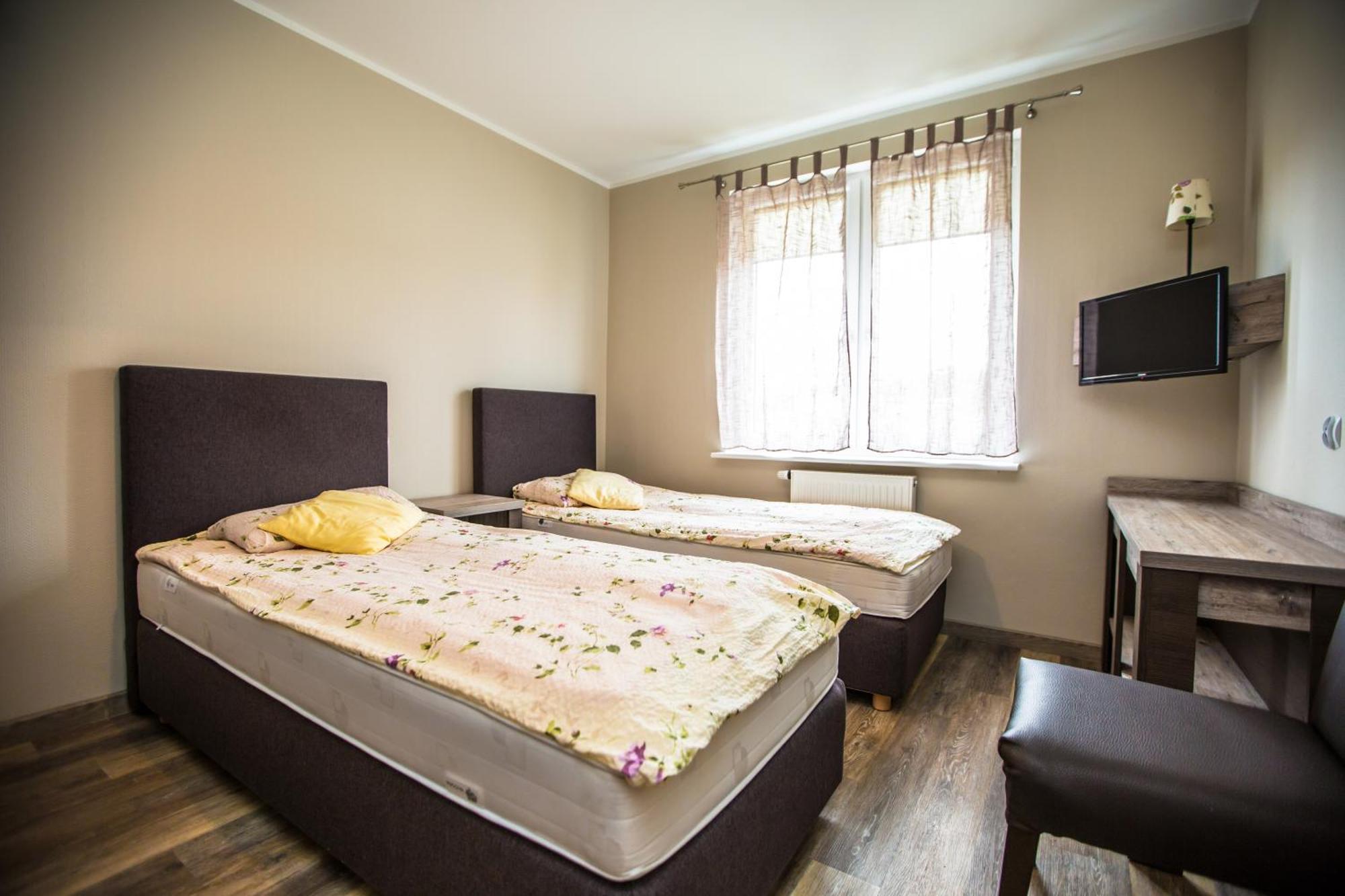 Kalmar Bed and Breakfast Darlowko Buitenkant foto
